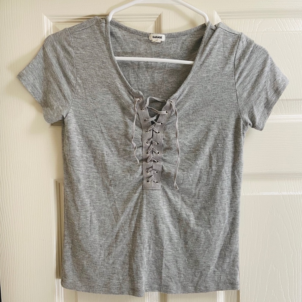 cute gray shirt!